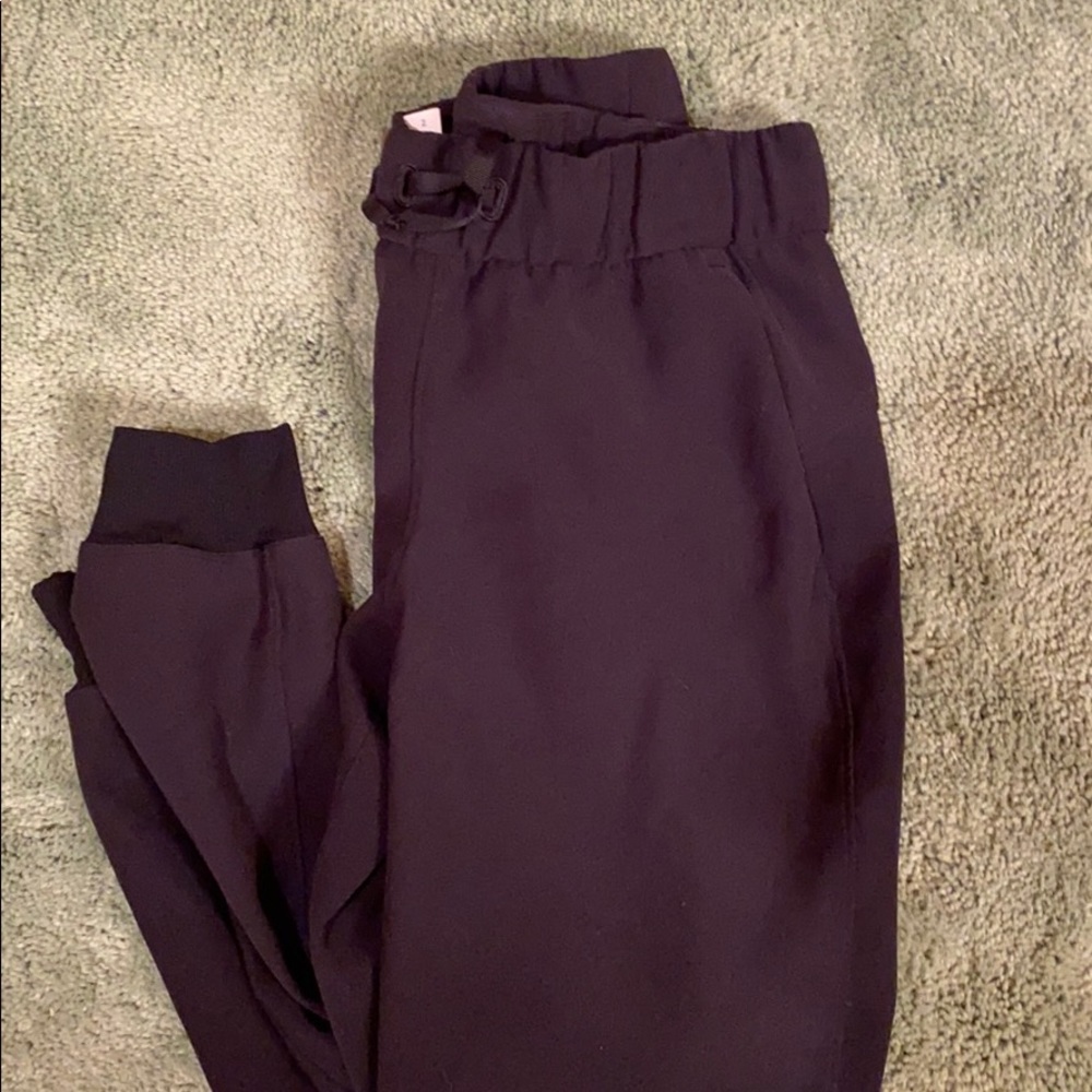 Lululemon Women's Joggers